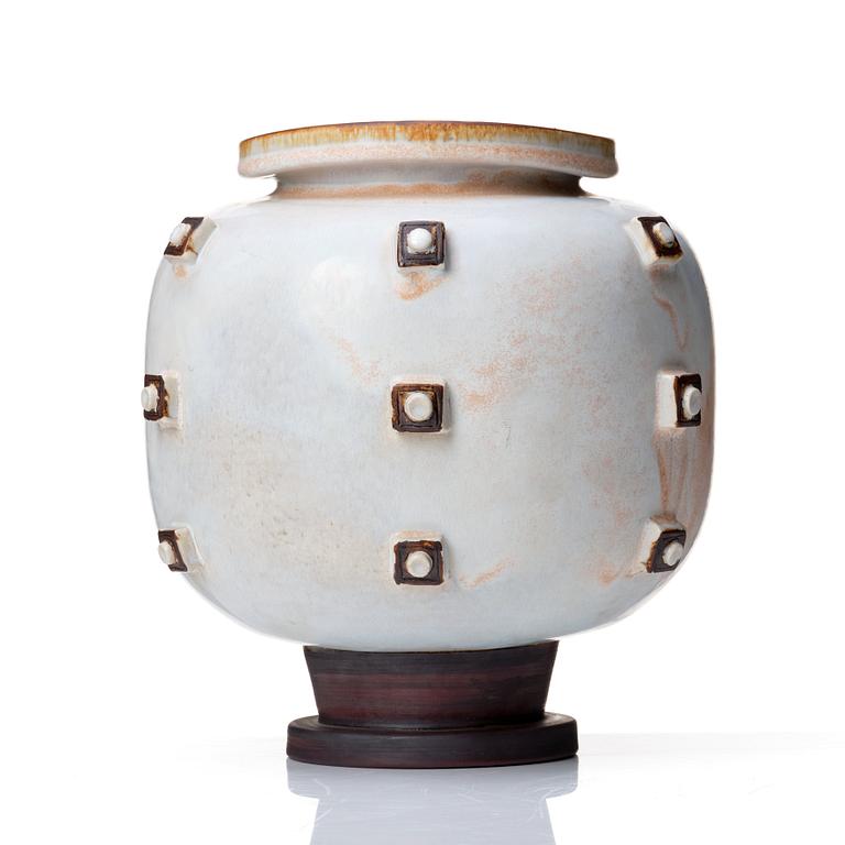 Wilhelm Kåge, a 'Farsta' stoneware jar, Gustavsberg studio, Sweden 1940-50's.