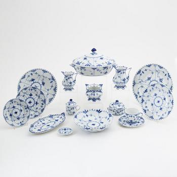 A 107-piece 'Musselmalet' service from Royal Copenhagen, Denmark.