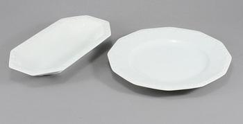 MATSERVISDELAR, 63 delar, "Classic rose", Rosenthal, 1900-talets andra hälft.