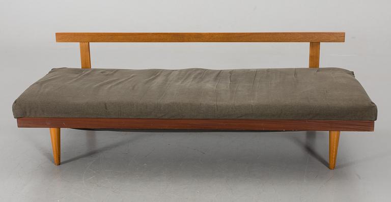 A DAYBED, MIDDLE OF 20TH CENTURY.