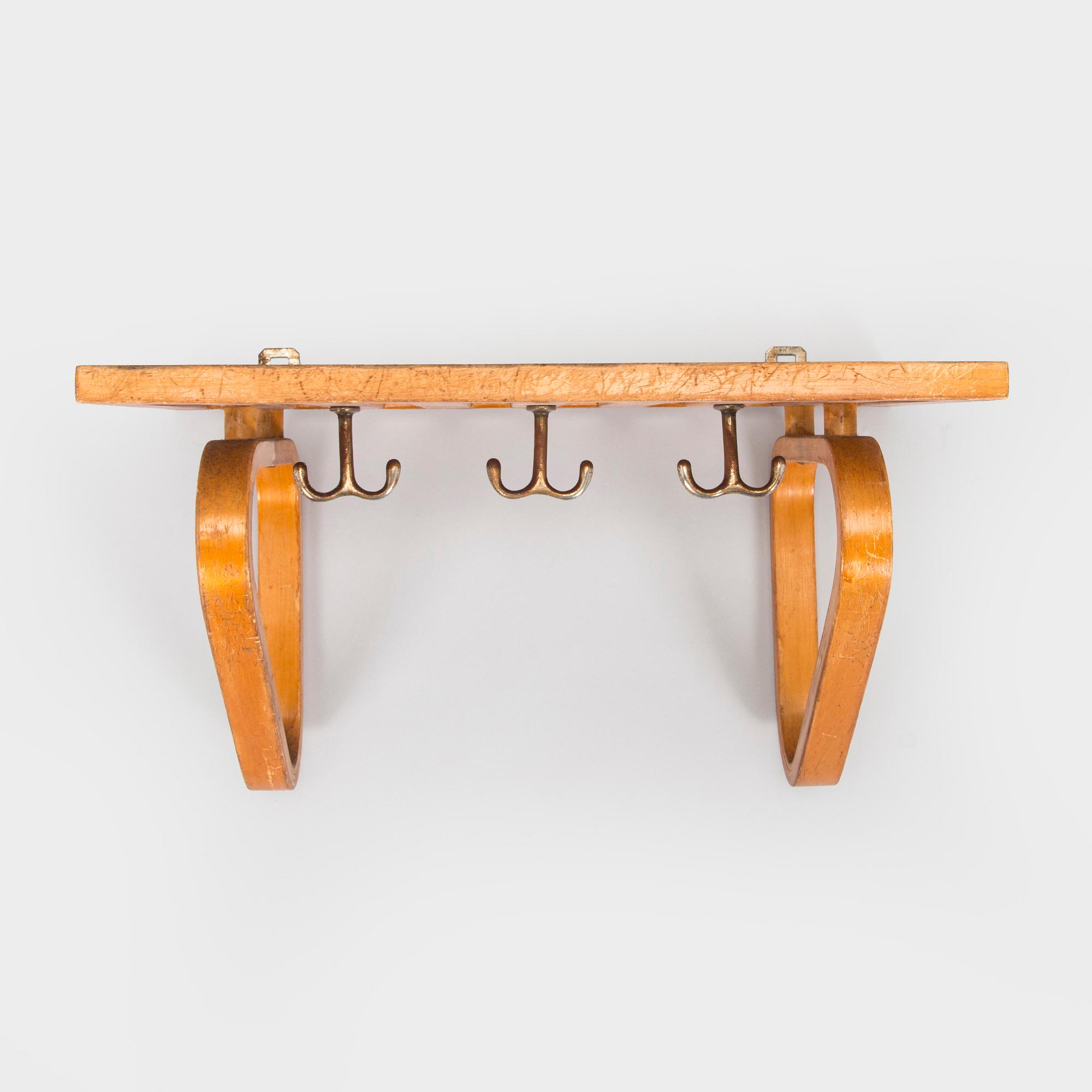 Alvar Aalto, A 1930s coat hanger, model 113, for O.Y. Huonekalu- ja Rakennustyötehdas A.B.