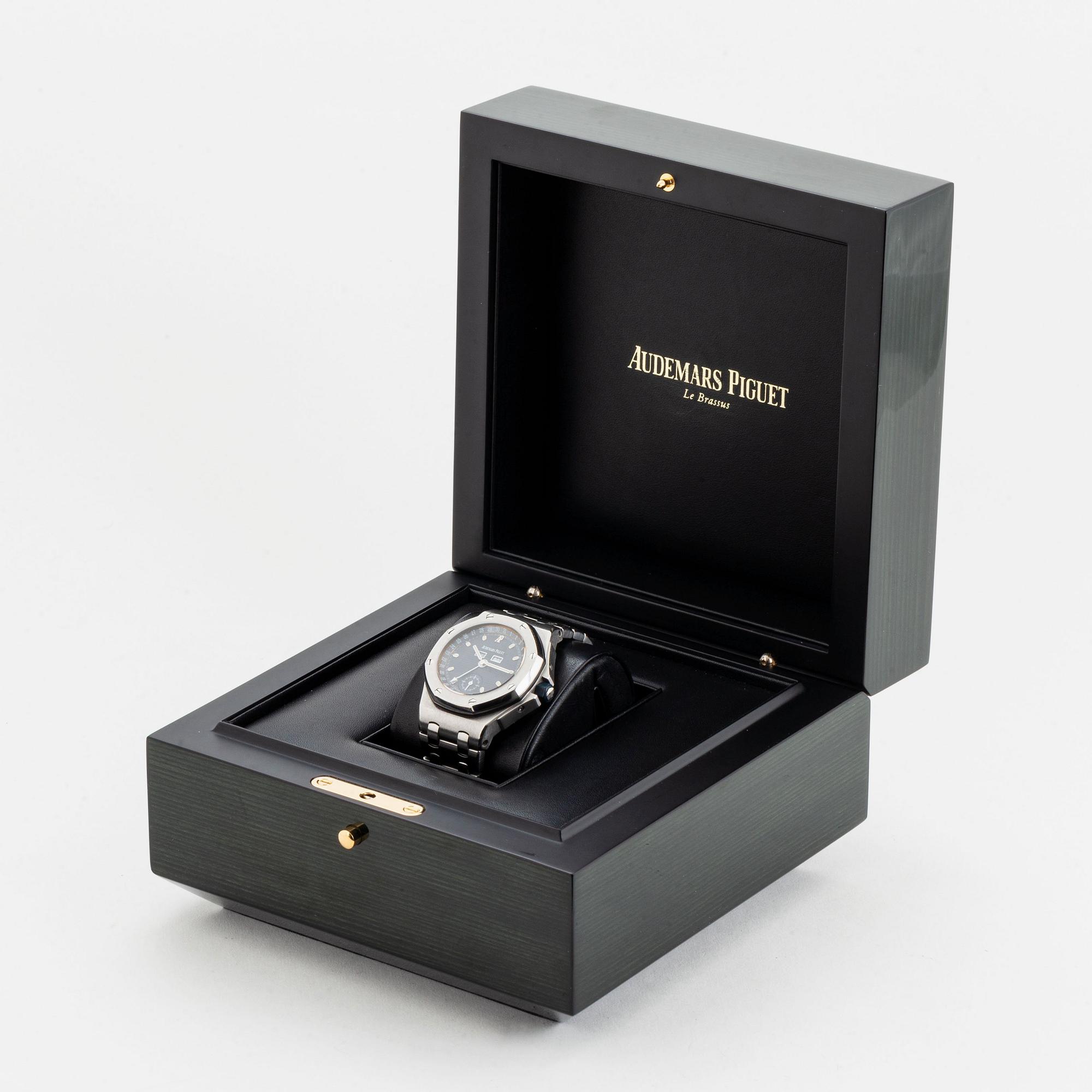 Audemars Piguet, Royal Oak, OffShore, Triple Calendar.