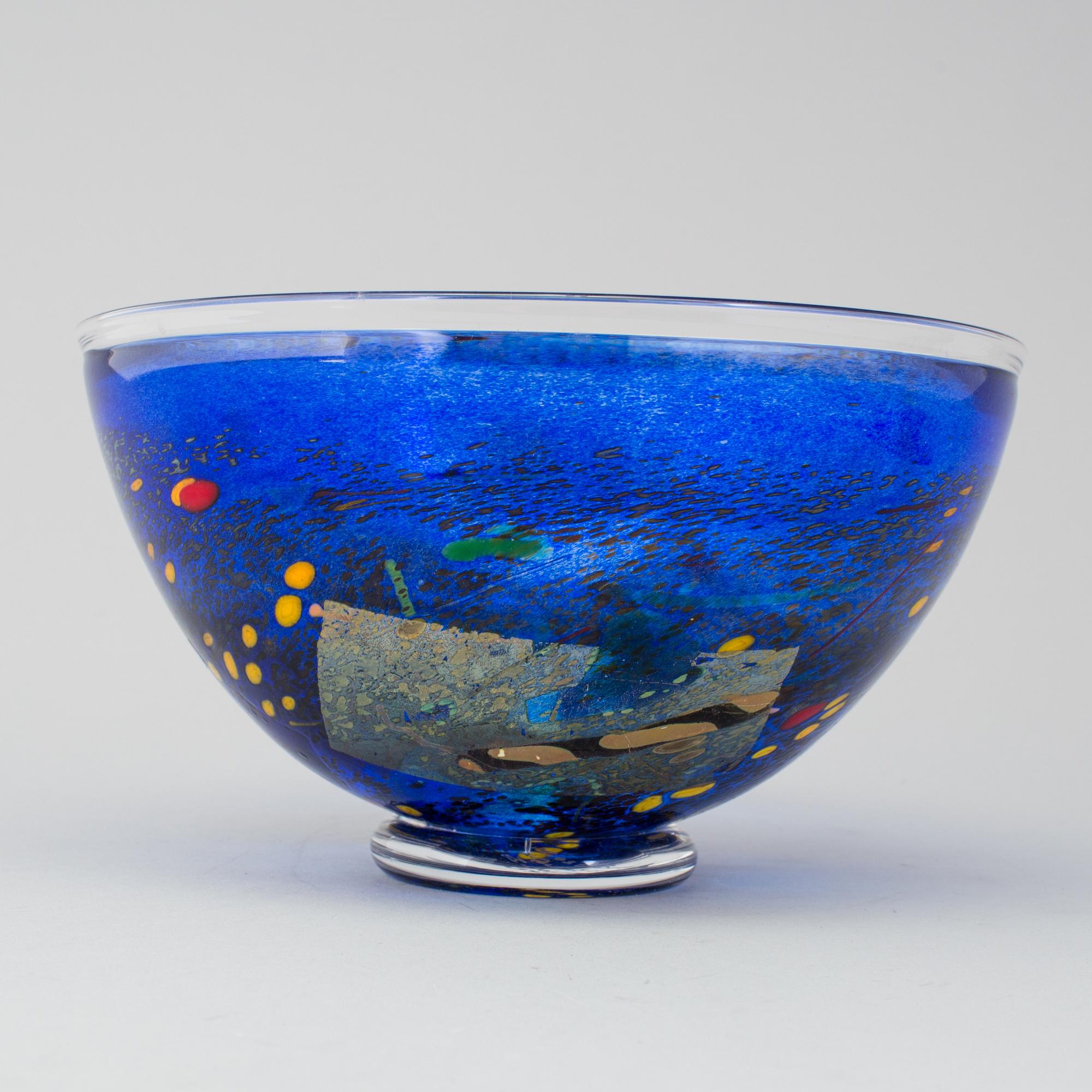 BERTIL VALLIEN, skål, glas, "Satellite", Kosta Boda, signerad.