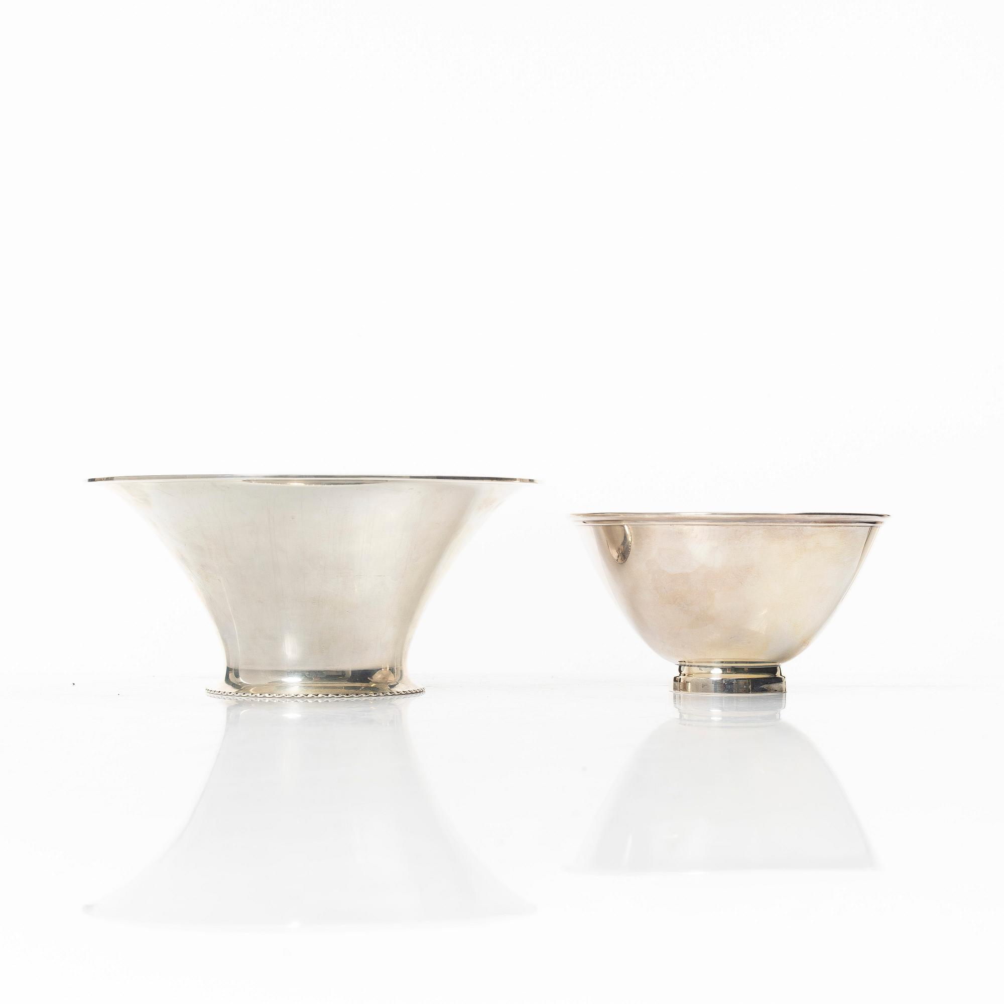 Two silver bowls, KGM GAB Uppsala 1931, and CG Hallberg Stockholm 1960.