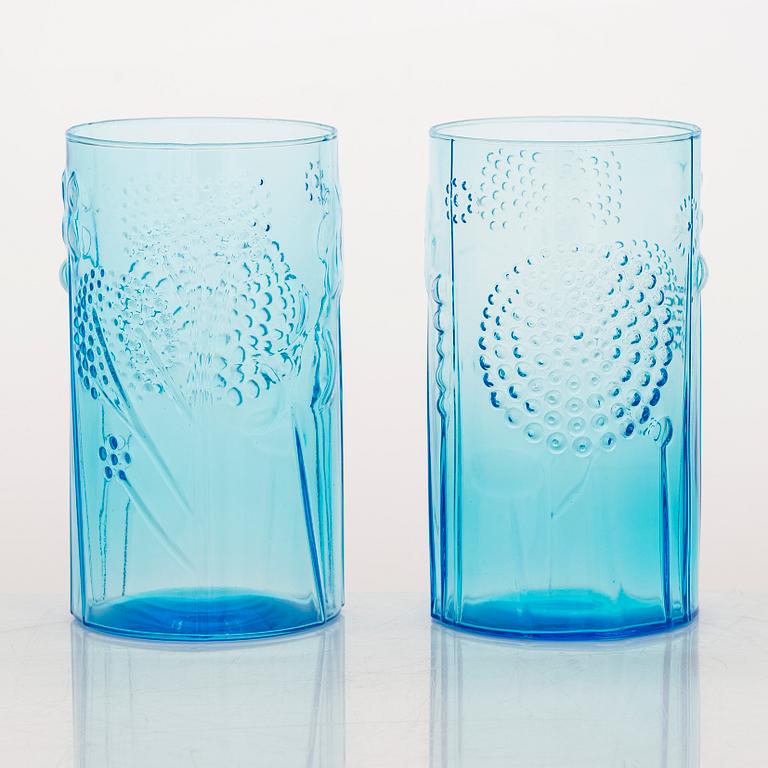 Oiva Toikka, an eight-piece 'Flora' glassware set, Nuutajärvi.