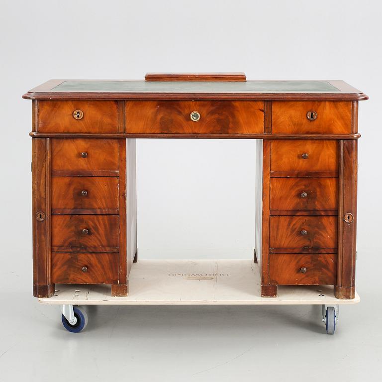 SKRIVBORD, 1800-tal.