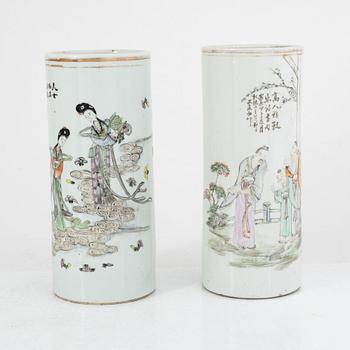 A pair of porcelain brush pots, China, early 20th century.