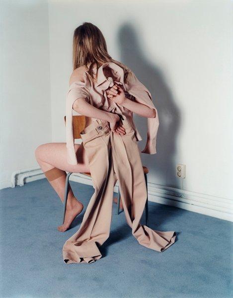 Annika Elisabeth von Hausswolff, "The Legacy of the Beige", 2002.