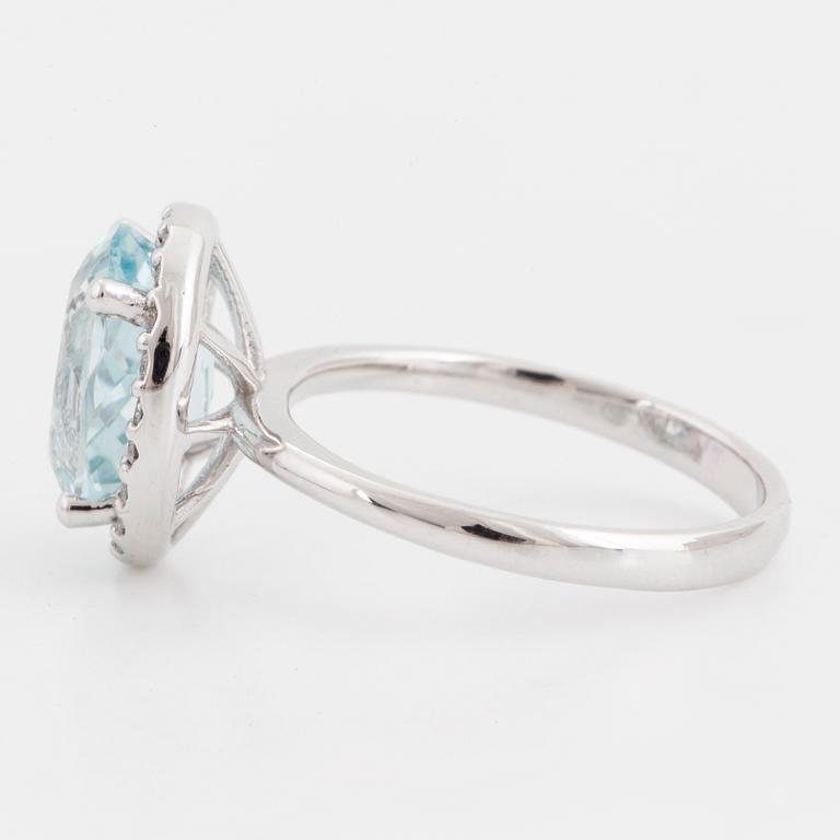 Aquamarine and diamond ring.