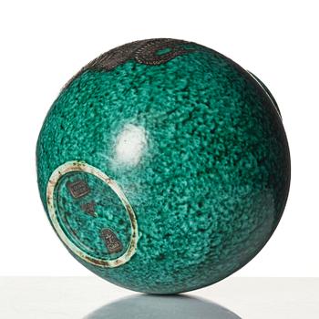 Wilhelm Kåge, an "Argenta"  stoneware vase, Gustavsberg 1938.