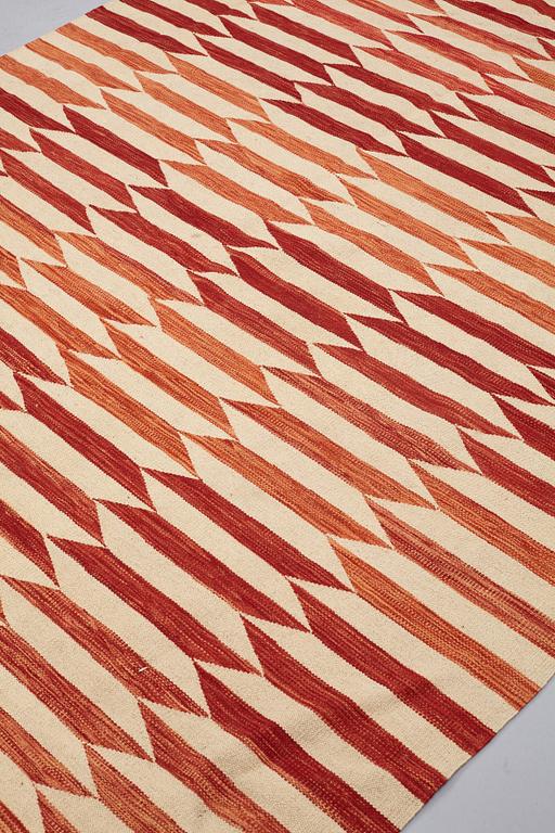 CARPET, Kilim, ca 300 x 204 cm.