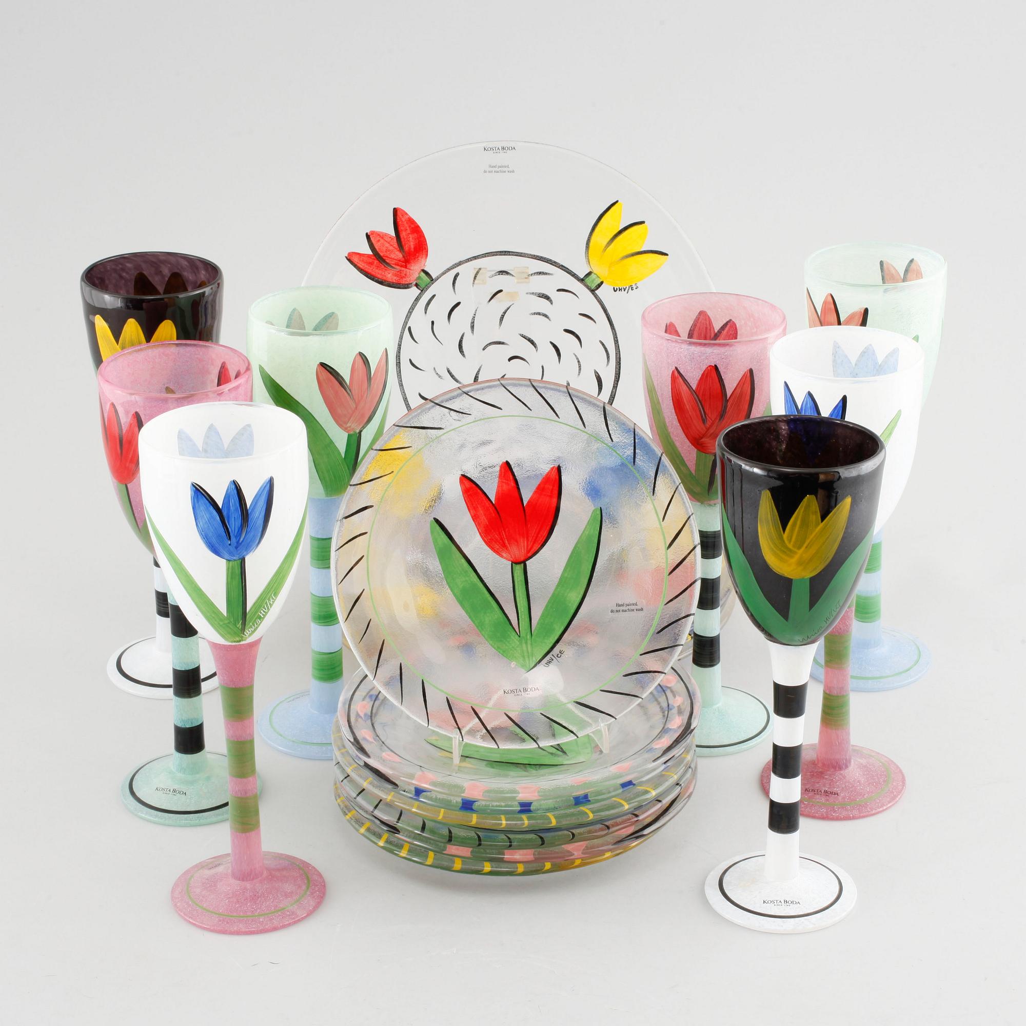 SERVISDELAR, 24 st, glas, "Tulipa", Ulrica Hydman-Vallien, Kosta Boda. sent 1900-tal.
