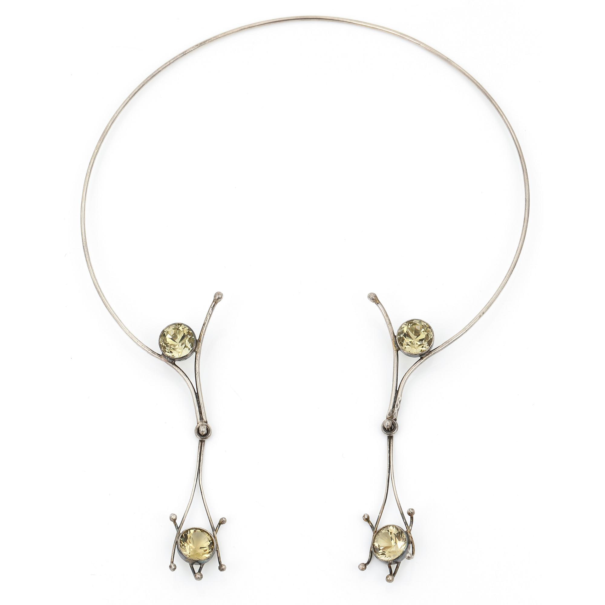 HALSBAND, silver med rundslipade troligen citriner, tot ca 25 ct, ORNO, Polen. Vikt ca 27 gram.