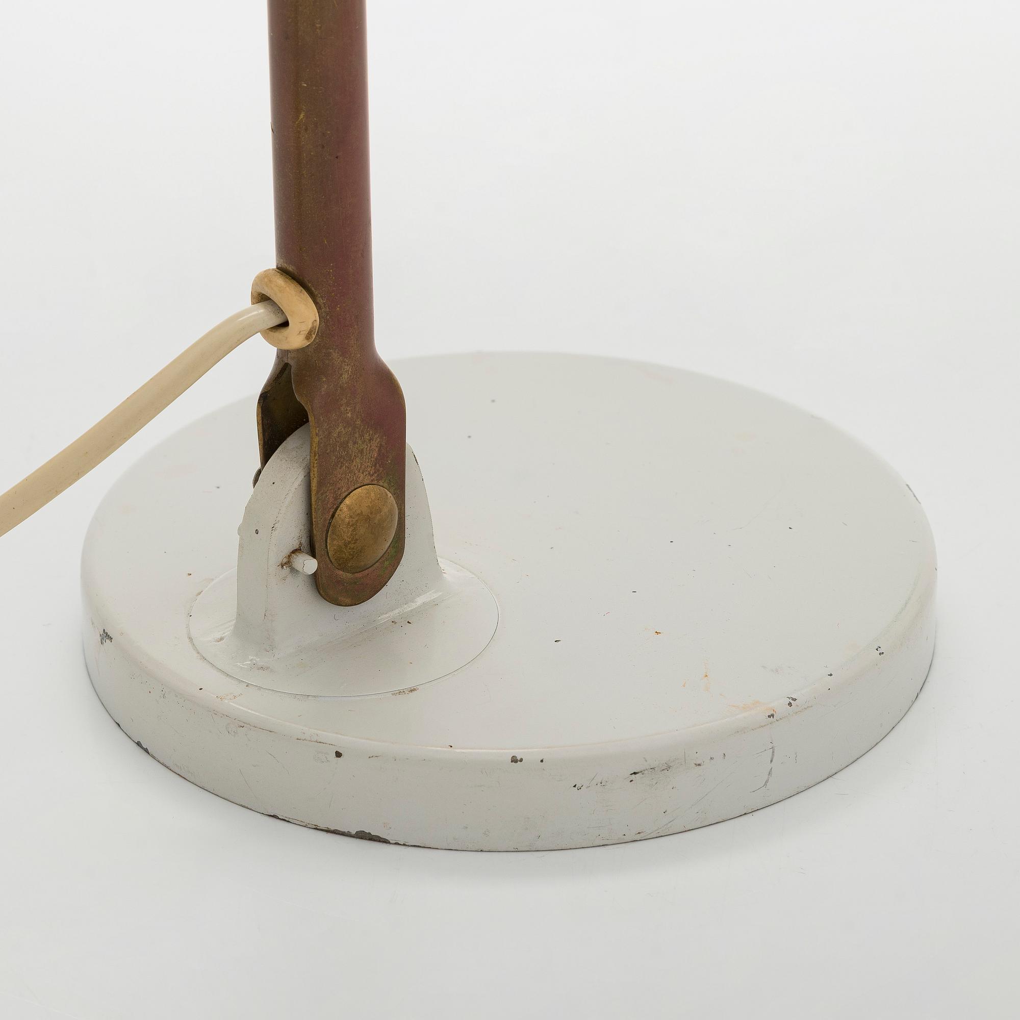 Paavo Tynell, bordslampa, modell 9222, Idman,, 1900-talets mitt.