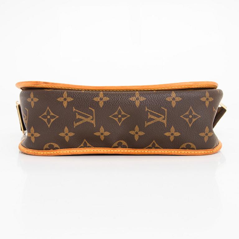 Louis Vuitton, a Monogram Canvas 'Bosphore Messenger PM' bag.
