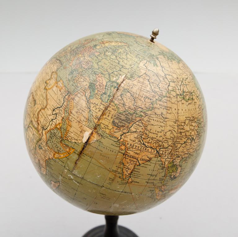 JORDGLOB, Dr Krauses Handels- och Samfärdsglob, 1900-talets första hälft.