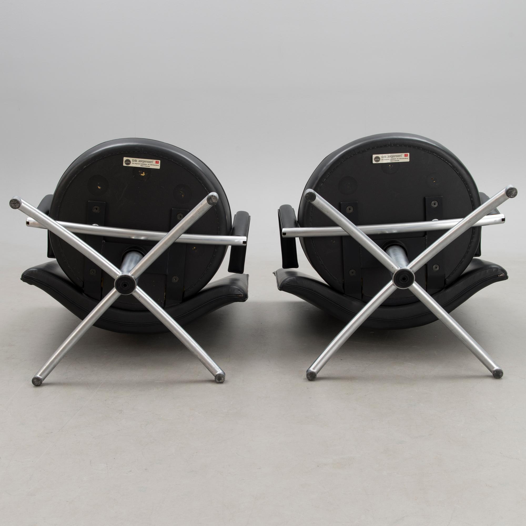 FOERSOM AND HIORT-LORENZEN, fåtöljer ett par, "Partner/EJ-80B", Erik Jørgensen, Danmark. Formgivna 1992.