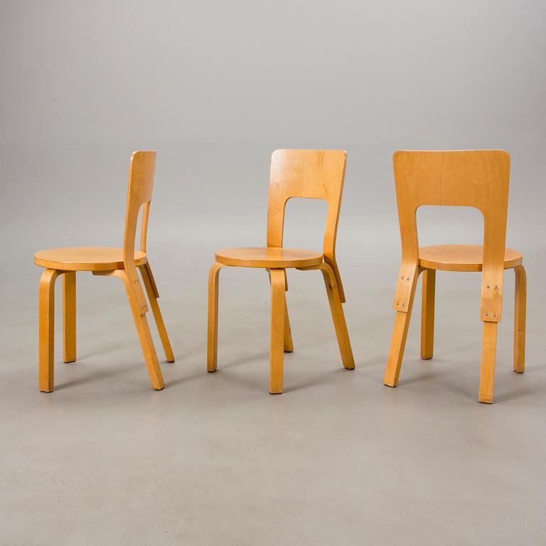 ALVAR AALTO, A SET OF 8 CHAIRS. NO 66,
design 1933. Manufactured by Oy Huonekalu- ja Rakennustyötehdas Ab, Turku 1950´s.