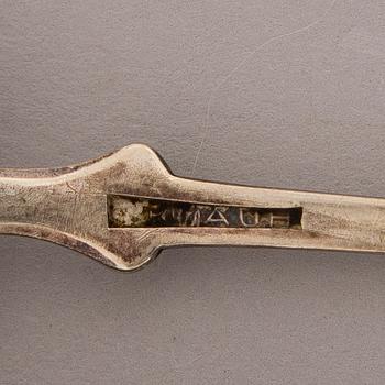 BESTICK, silver och nysilver 23 + 25 delar, "Musslan", finska stämplar, 1923-1955.
