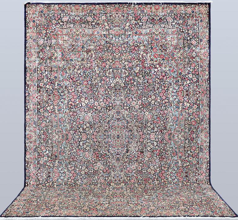 Matta, Kirman Laver, "Millefleur", ca 342 x 245 cm.