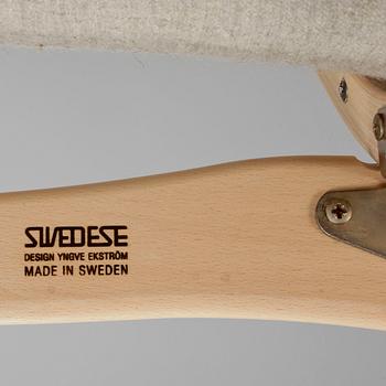 FÅTÖLJER MED FOTPALLAR, ett par. Lamino, Yngve Ekström, Swedese.