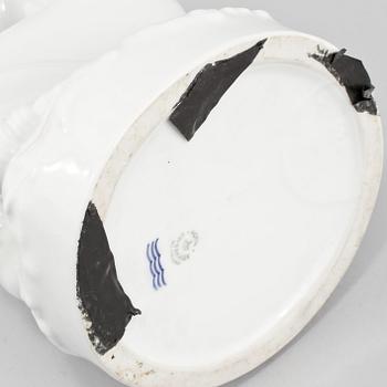 FIGURIN, porslin, Royal Copenhagen, 1900-talets andra hälft.