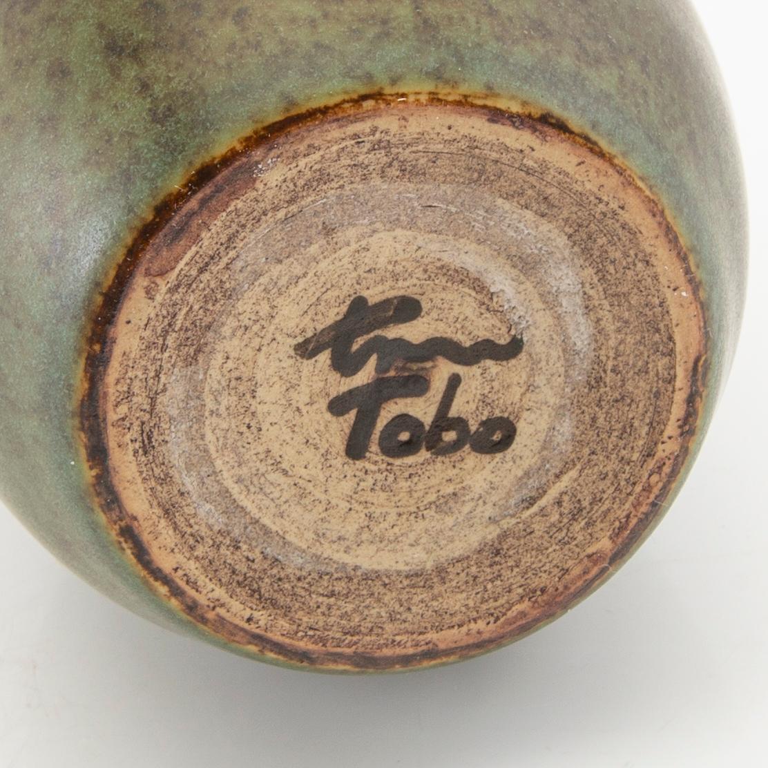 Erich & Ingrid Triller, vas Tobo stengods signerad.