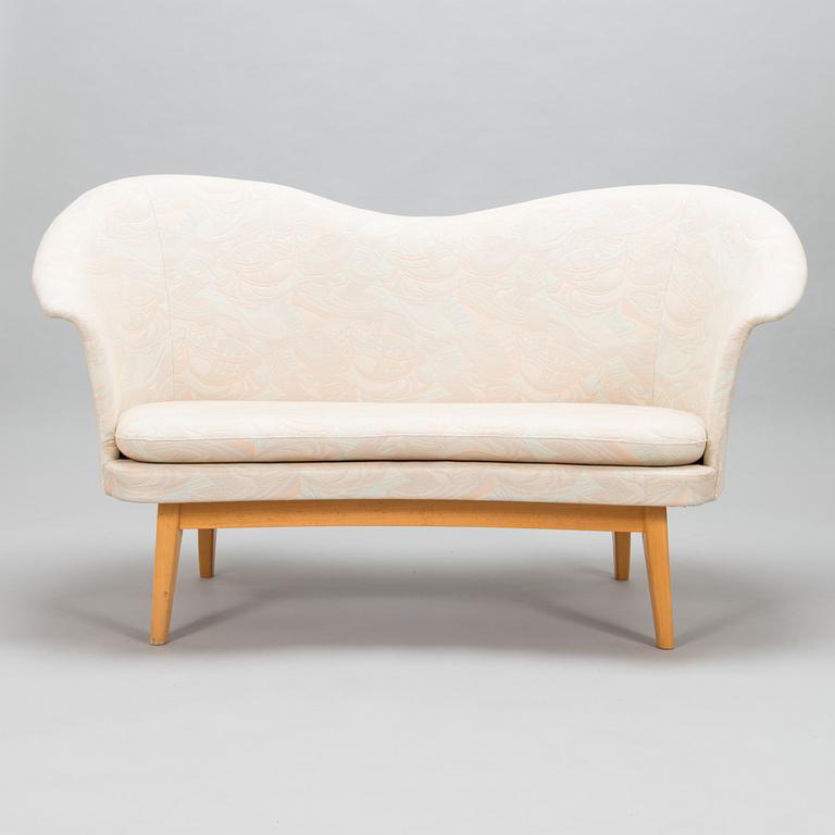 Olof Ottelin, soffa "Duetto" Kervo Snickerifabrik, Stockmann, 1900-talets mitt.