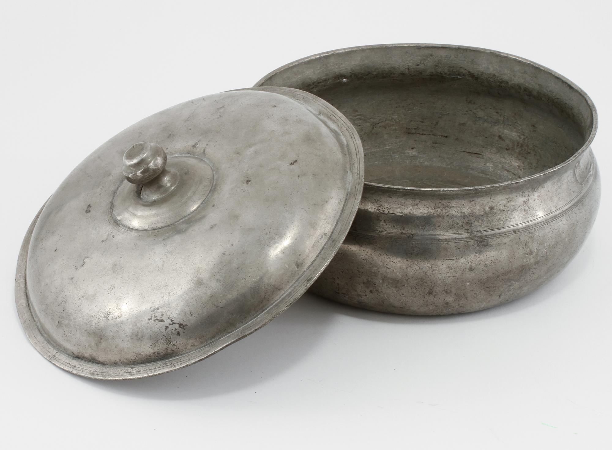 GRÖTSKÅL, tenn, 1800-tal.