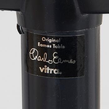 Charles & Ray Eames, konferensbord, "Segmented Table", Vitra 2005.