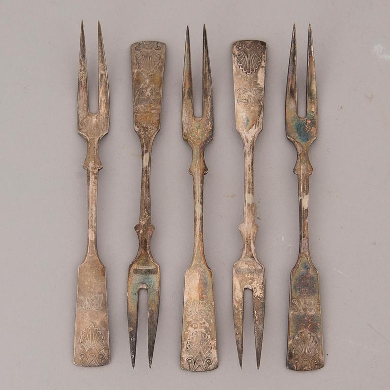 A 48-pcs set of cutlery in silver and nickel silver with seashell decoration, Finnish hallmarks 1923-1955.