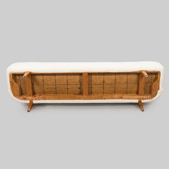 Ilmari Tapiovaara, a 1949 sofa for Keravan Puuteollisuus.