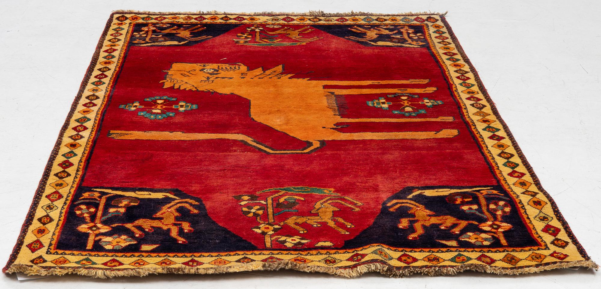 Carpet, Shiraz, approx. 203 x 130 cm.