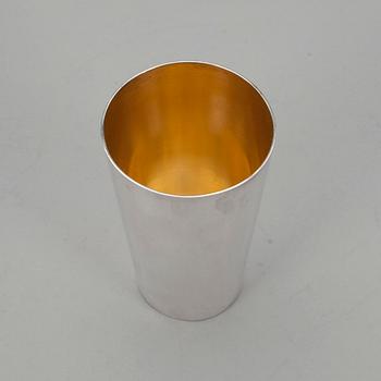 BÄGARE, silver, Hjalmar Fagerroos, Helsingfors 1901. Vikt 175 g.