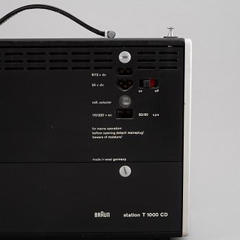 A T1000 radio, designed by Dieter Rams för Braun 1962.