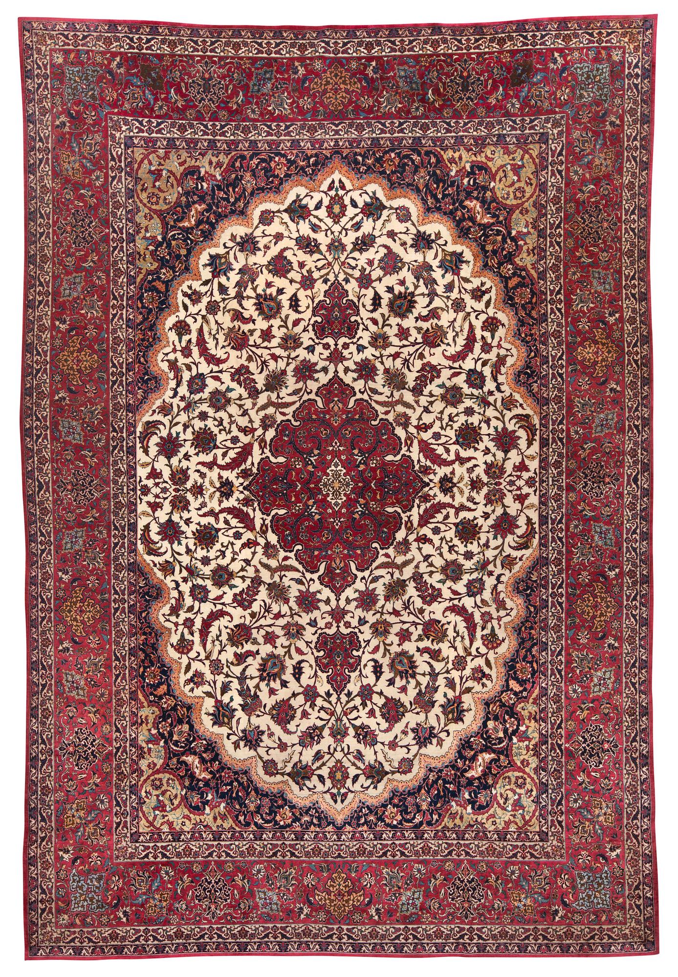SEMI-ANTIQUE ESFAHAN PART SILK. 345 x 234,5 m.