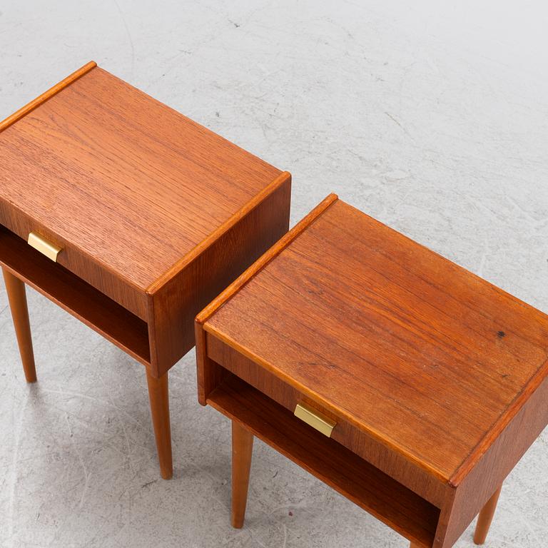 A pair of bedside tables, second half of the 20th Century.