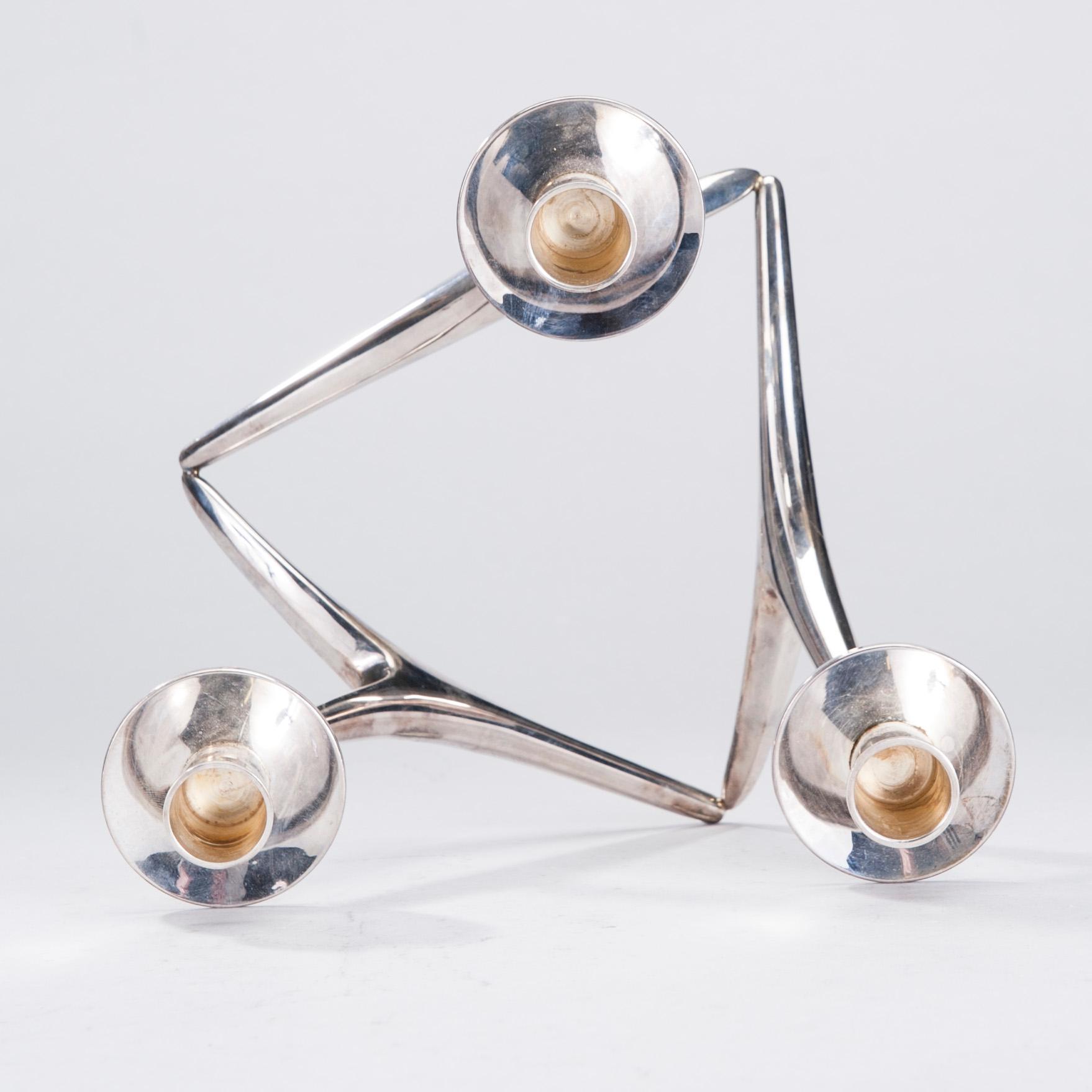 LJUSSTAKE, silver, Anna-Greta Eker, Auran Kultaseppä, Åbo 1978. Vikt 198 g.