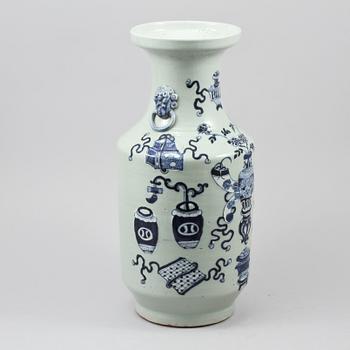 GOLVVAS, porslin, Kina, 1800-tal.