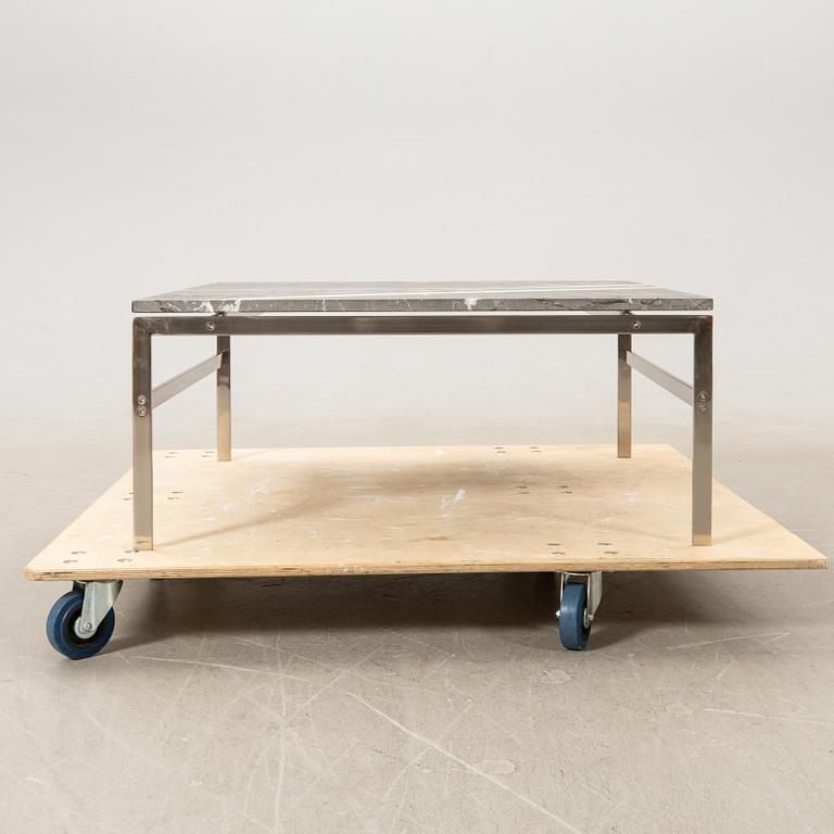 Coffee table, late 20th century.