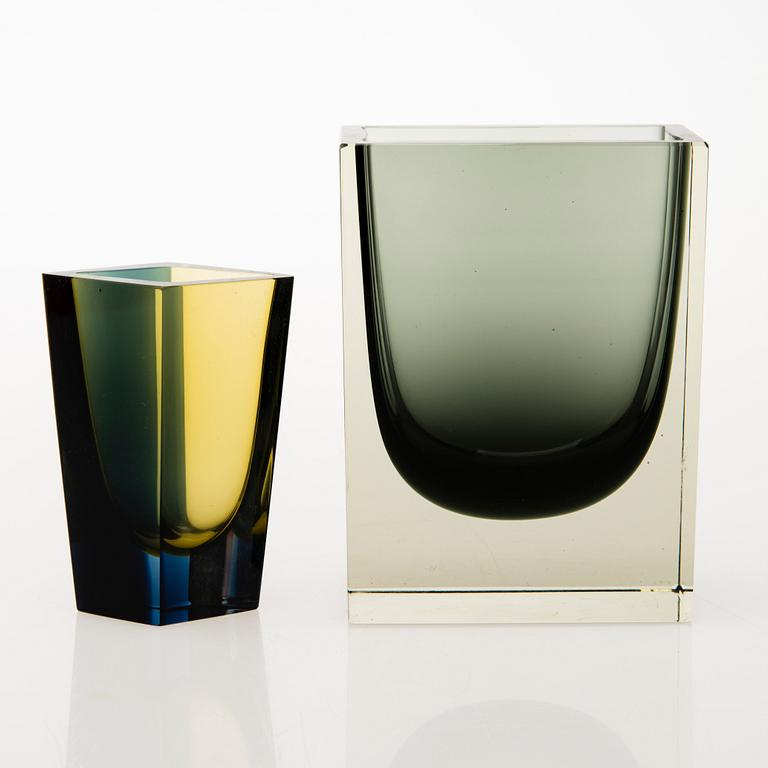 KAJ FRANCK, Two glass vases, signed. Nuutajärvi, Finland 1960s.