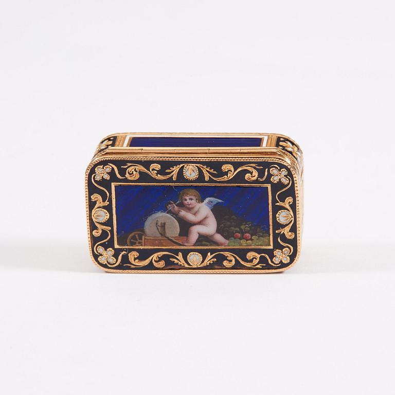 A French late 18th century gold and enameled vinigrette.