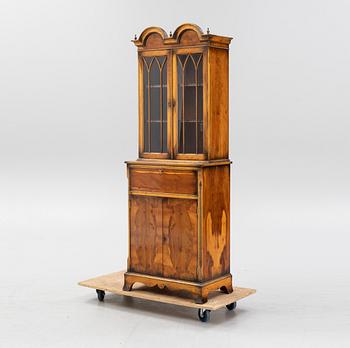An English cabinet late 20th Century.