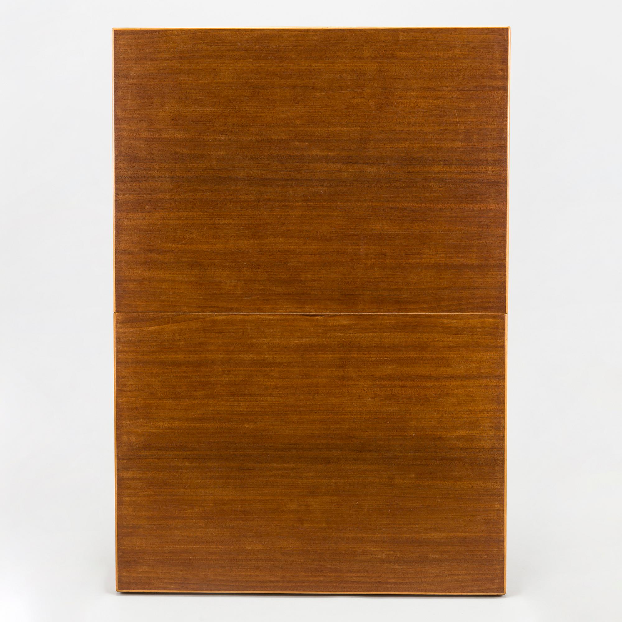 Alvar Aalto, A mid-20th Century '92' dining table for O.Y. Huonekalu-ja Rakennustyötehdas A.B.