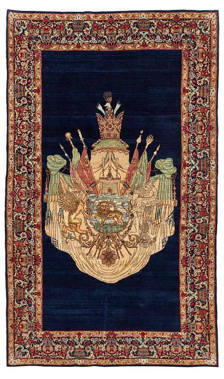 Matta, semiantik "Lion and Sun" Kirman, ca 243 x 144 cm.