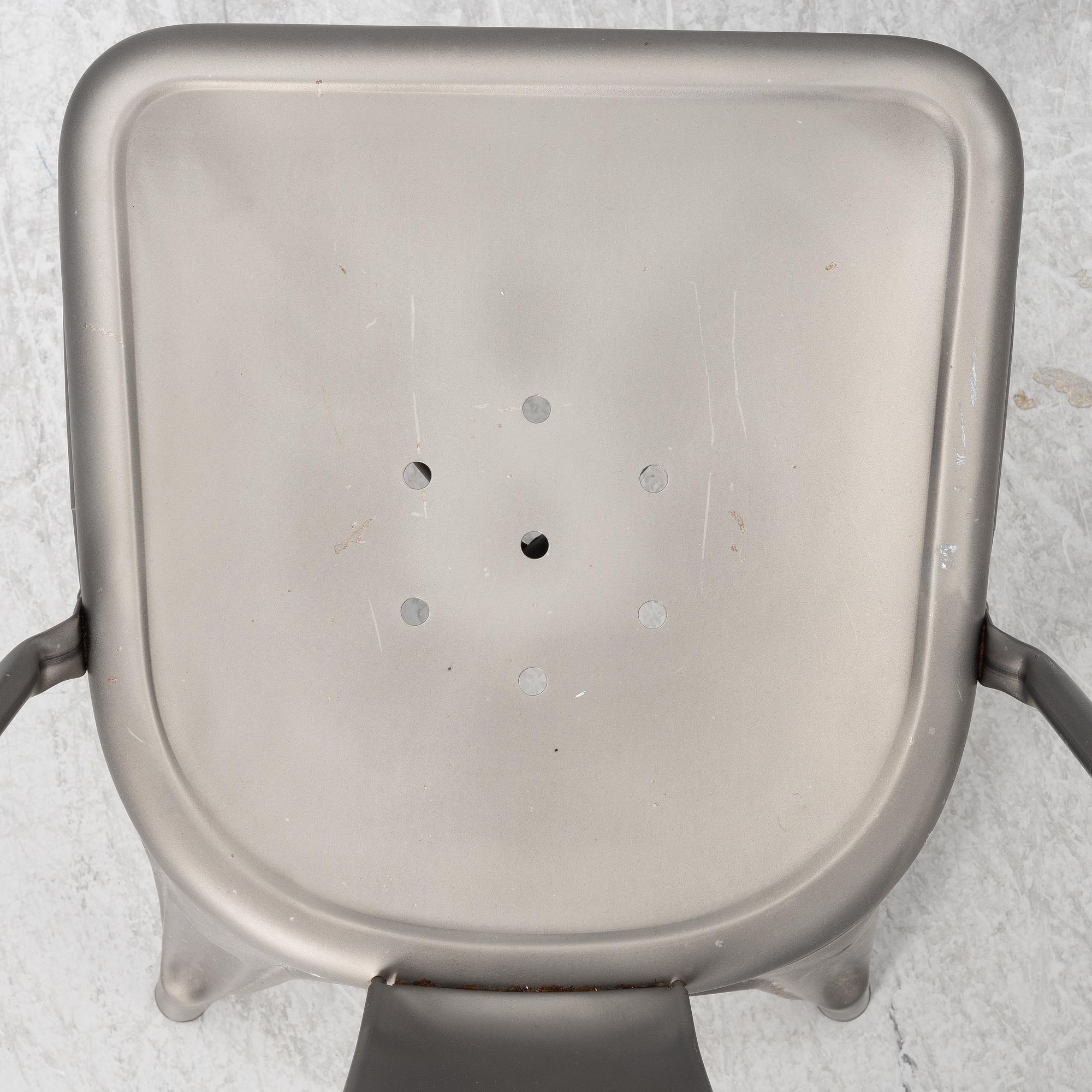 Xavier Pauchard, stolar, 4 st, Tolix, Frankrike.