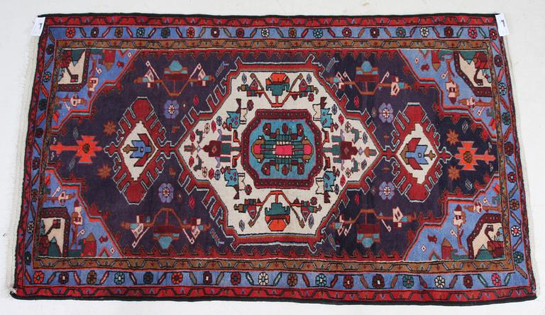 MATTA, orientalisk, ca 122 x 210.