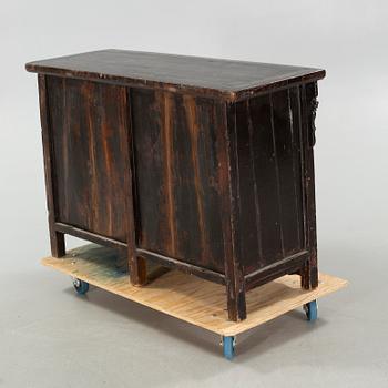 A 20th century Chinese sideboard / cabinet.