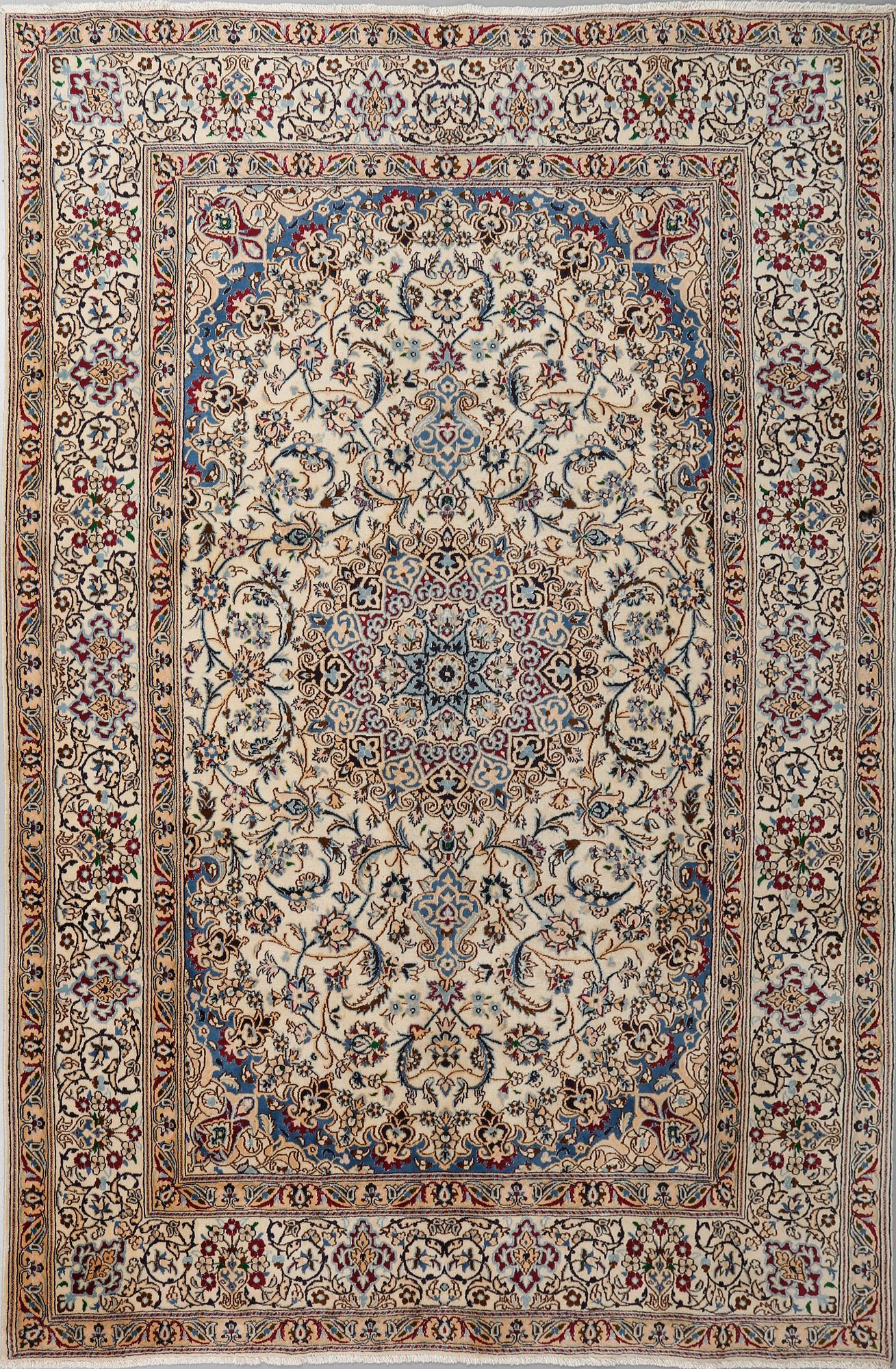 MATTA, Nain, silkeinslag, 1900-talets senare del, ca 335 x 238 cm.
