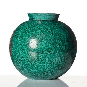 Wilhelm Kåge, an "Argenta"  stoneware vase, Gustavsberg 1938.